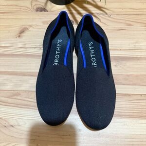 Rothys Round Toe Mary Jane Flats In Navy